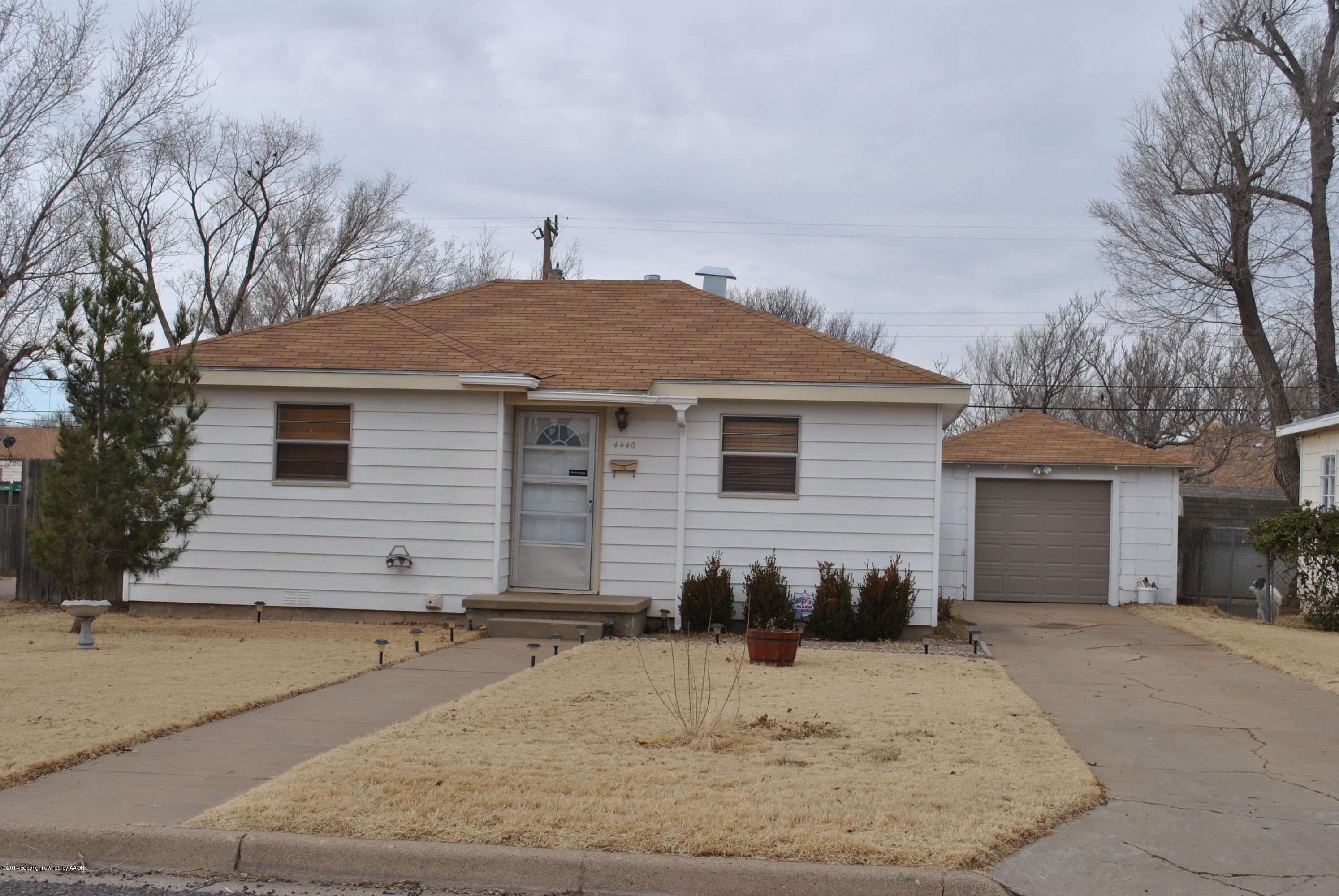 4440 Crockett Street Amarillo, TX 79110 - Photo 1 of 16 DSC_1191