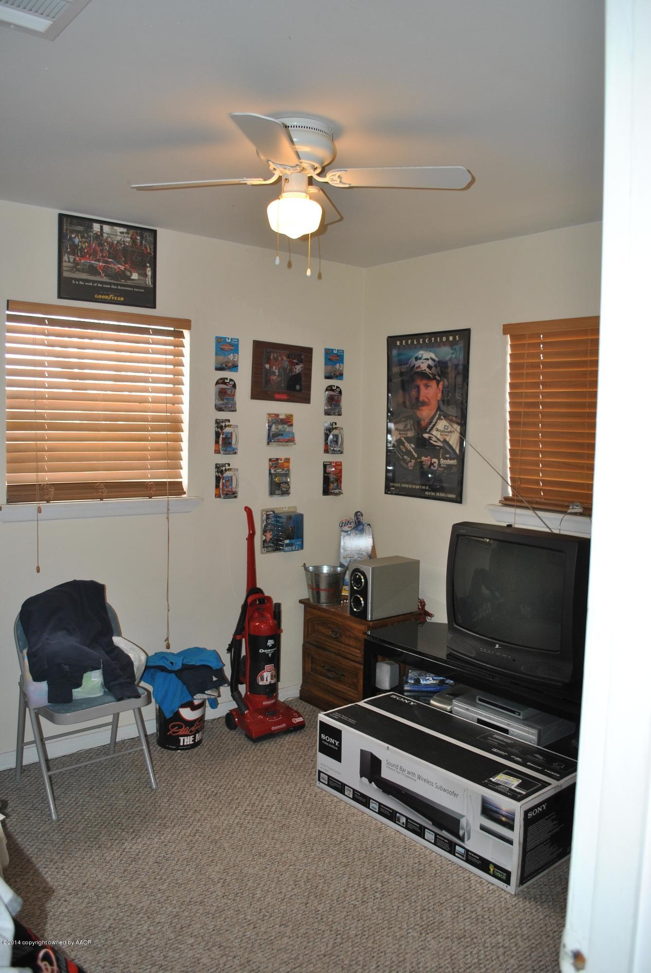 4440 Crockett Street Amarillo, TX 79110 - Photo 11 of 16 DSC_1188