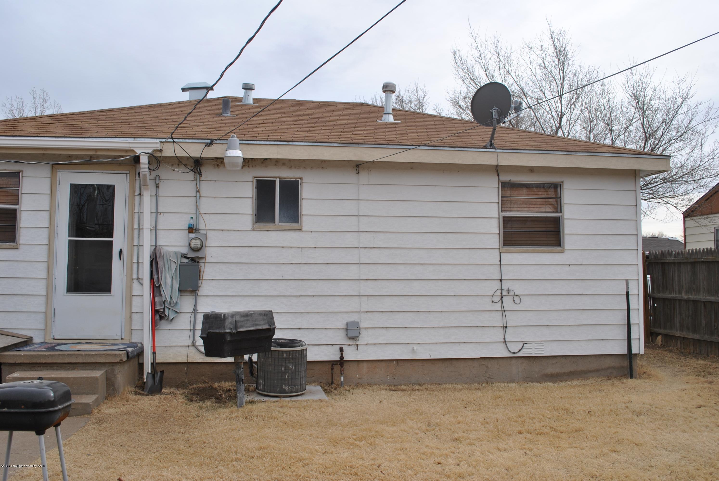4440 Crockett Street Amarillo, TX 79110 - Photo 7 of 16 DSC_1178