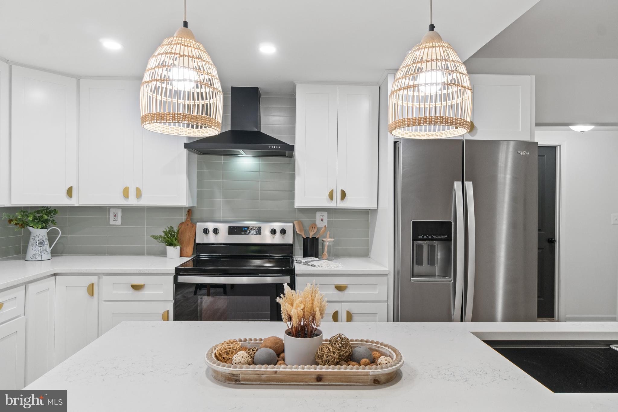 33 Gambrills Road Severn, MD 21144 - Photo 14 of 66 Upgraded SS Appliances