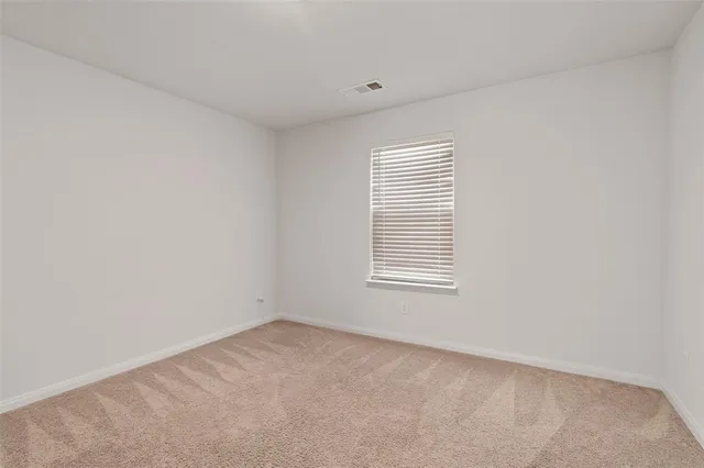 $2,750 | 3004 Cliffview Drive, Sanger, TX 76266