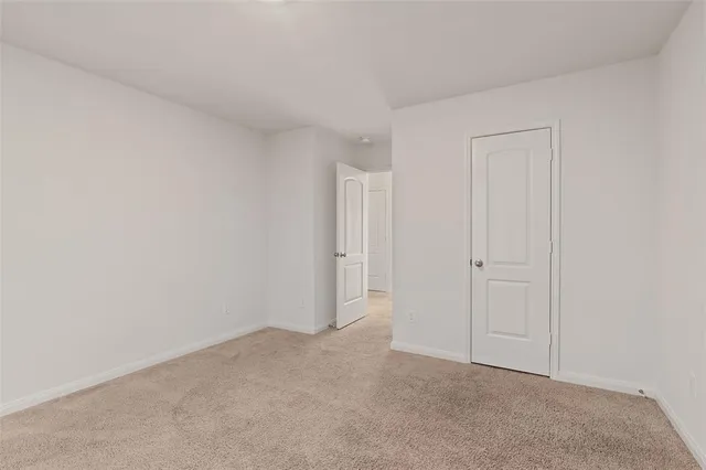 $2,750 | 3004 Cliffview Drive, Sanger, TX 76266