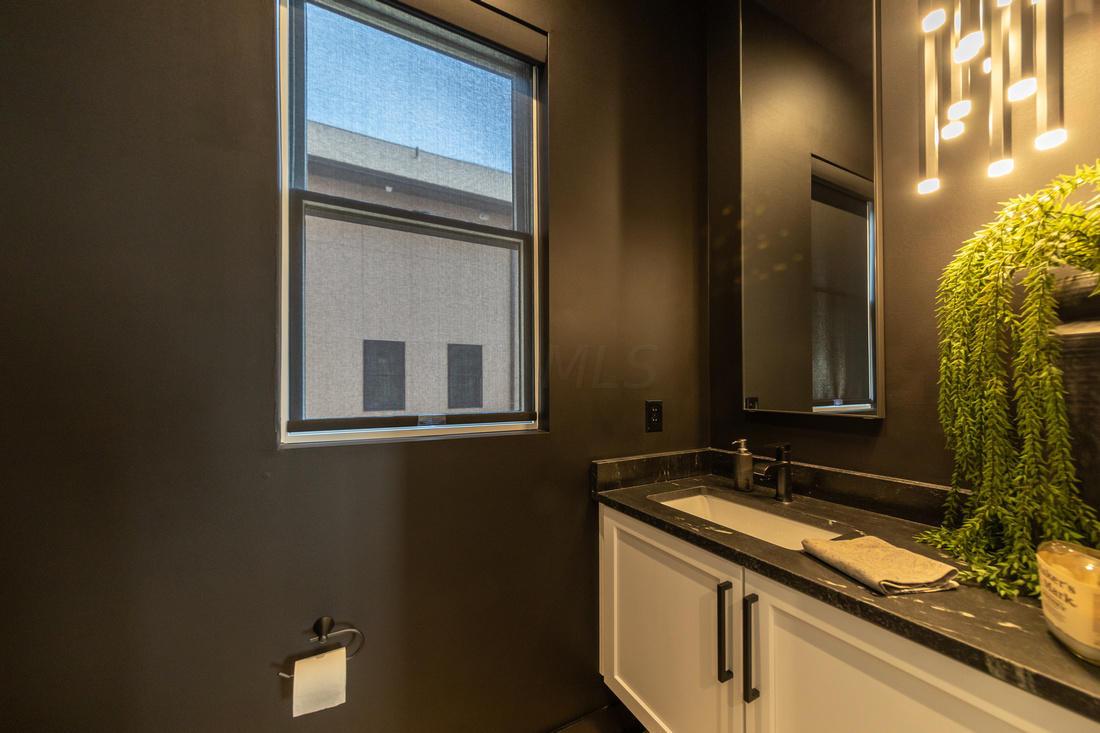 1080 Bryden Road, Unit 7 Columbus, OH 43205 - Photo 13 of 41 Gallery Image 13