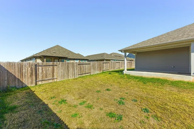 $2,400 | 100 Javans Nest, Cedar Creek, TX 78612