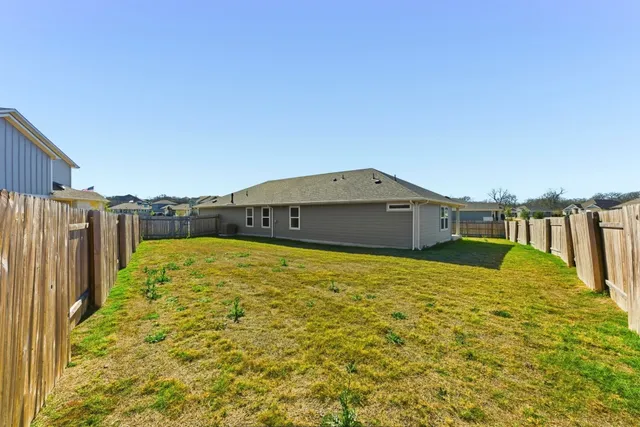 $2,400 | 100 Javans Nest, Cedar Creek, TX 78612