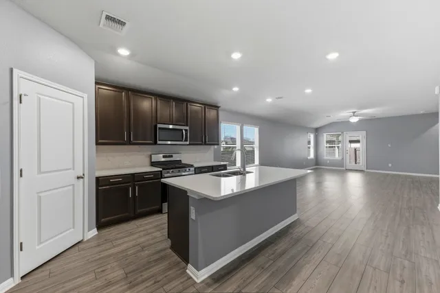 $2,400 | 100 Javans Nest, Cedar Creek, TX 78612