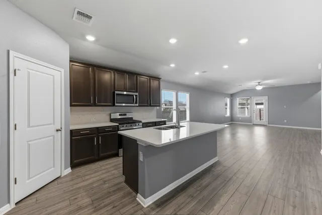 $2,300 | 100 Javans Nest, Cedar Creek, TX 78612