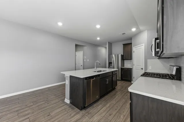 $2,400 | 100 Javans Nest, Cedar Creek, TX 78612