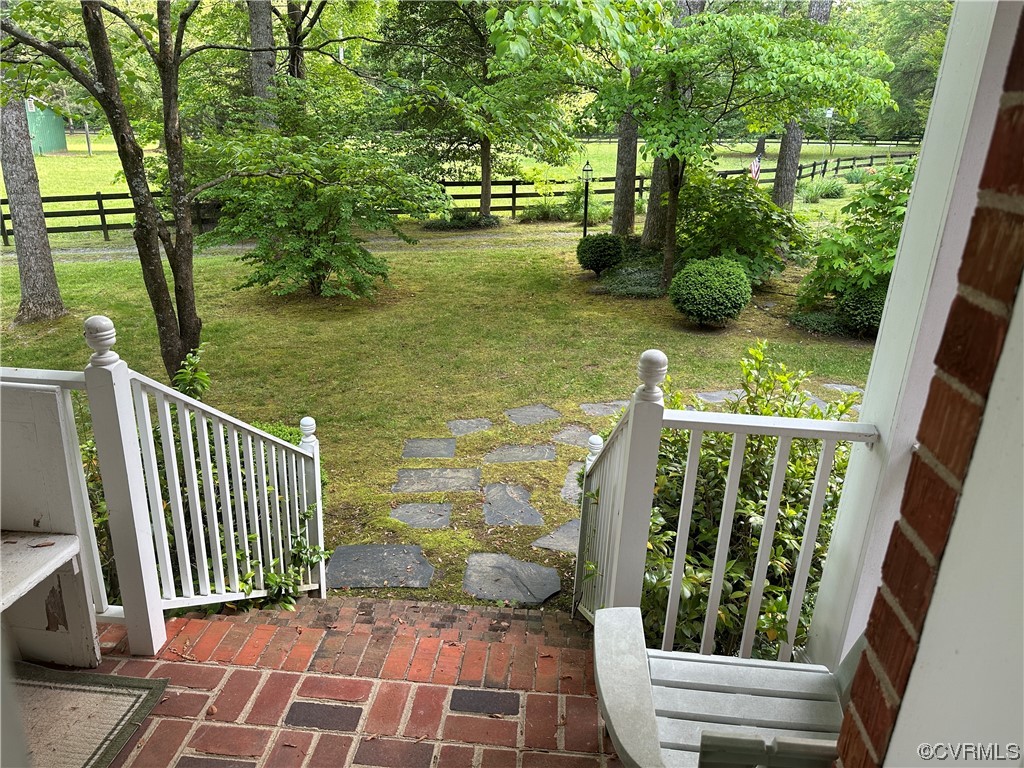 10254 Mannheim Drive Ashland, VA 23005 - Photo 36 of 43 view out front door