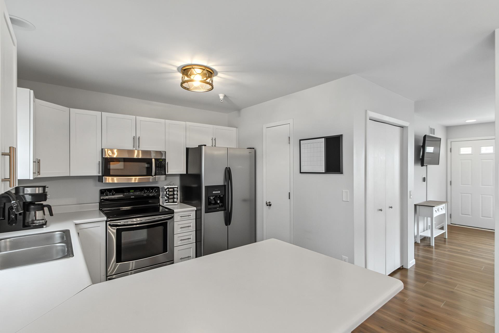 6649 Raymond Road, Unit 10 Madison, WI 53711 - Photo 15 of 39 Gallery Image 15