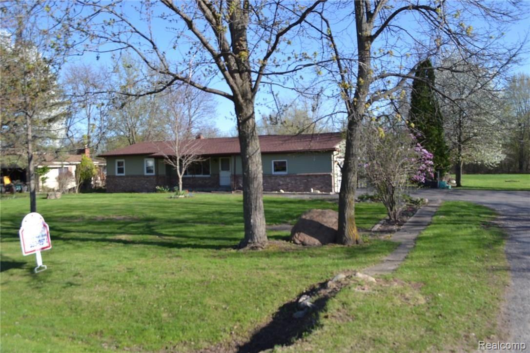 7233 Calkins Road Flint, MI 48532 - Photo 52 of 53 DSC_0249.JPG