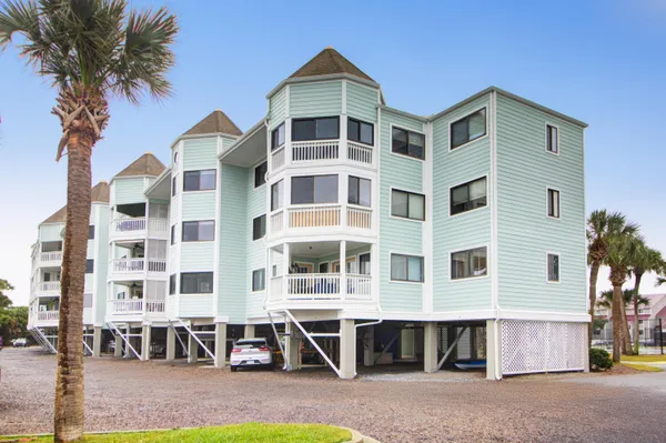 $465,000 | 163 Marsh View, Charleston, SC 29412