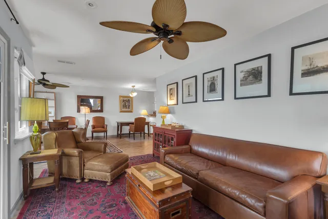 $485,000 | 163 Marsh View, Charleston, SC 29412