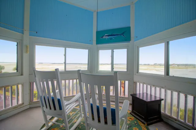 $485,000 | 163 Marsh View, Charleston, SC 29412