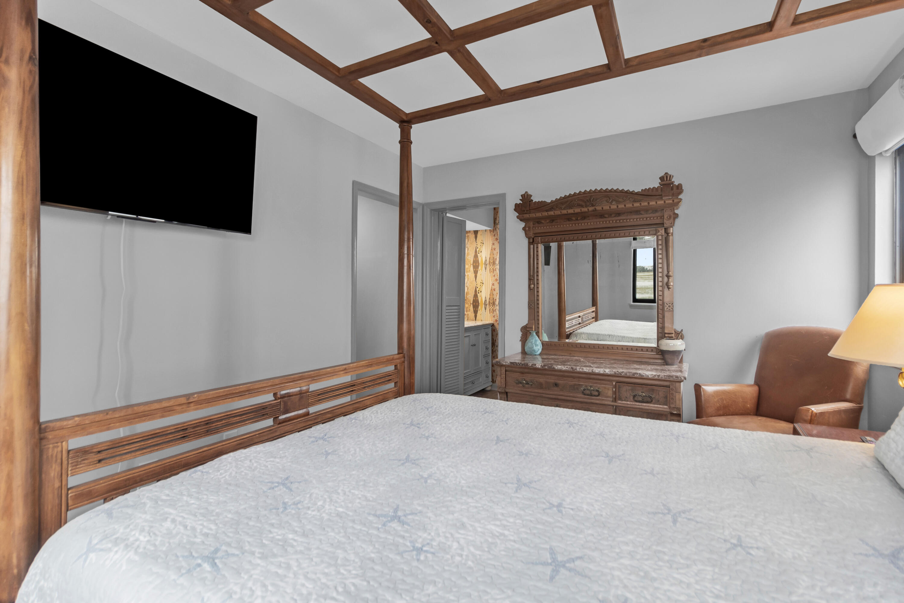 163 Marsh View Charleston, SC 29412 - Photo 28 of 38 163 Marsh View -Tidalcreekphoto- (29)