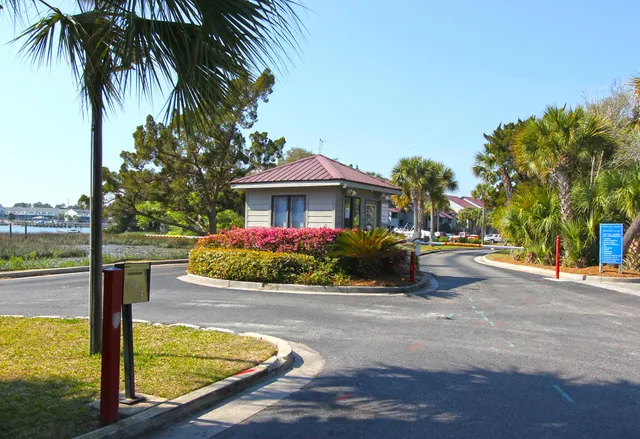 $485,000 | 163 Marsh View, Charleston, SC 29412