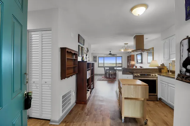 $485,000 | 163 Marsh View, Charleston, SC 29412