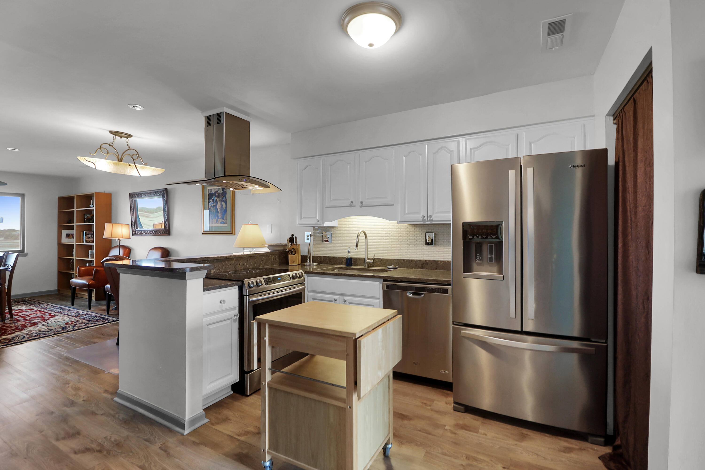 163 Marsh View Charleston, SC 29412 - Photo 7 of 38 163 Marsh View -Tidalcreekphoto- (7)