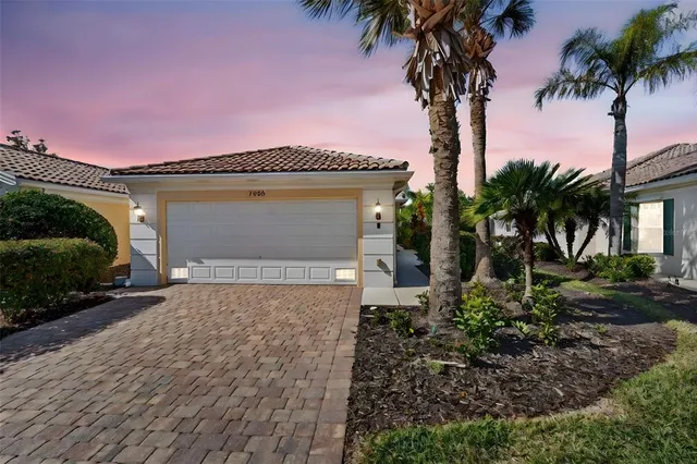 $449,000 | 7526 Quinto Drive, Sarasota, FL 34238