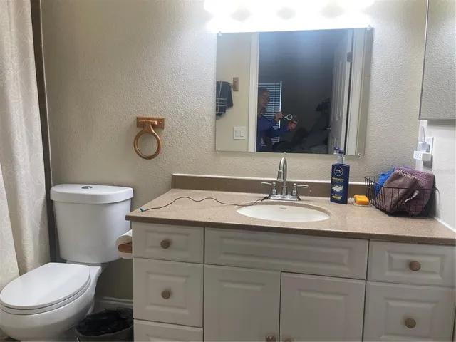 $2,000 | 9481 Highland Oak Drive, Unit 1404, Tampa, FL 33647