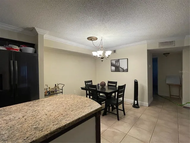 $2,000 | 9481 Highland Oak Drive, Unit 1404, Tampa, FL 33647