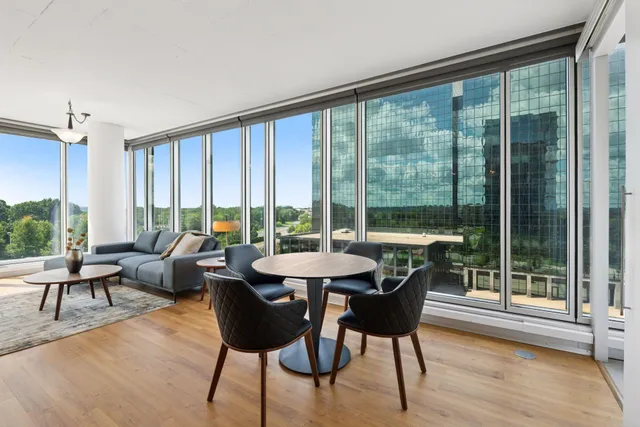 $329,900 | 8161 33rd Avenue South, Unit 609, Bloomington, MN 55425