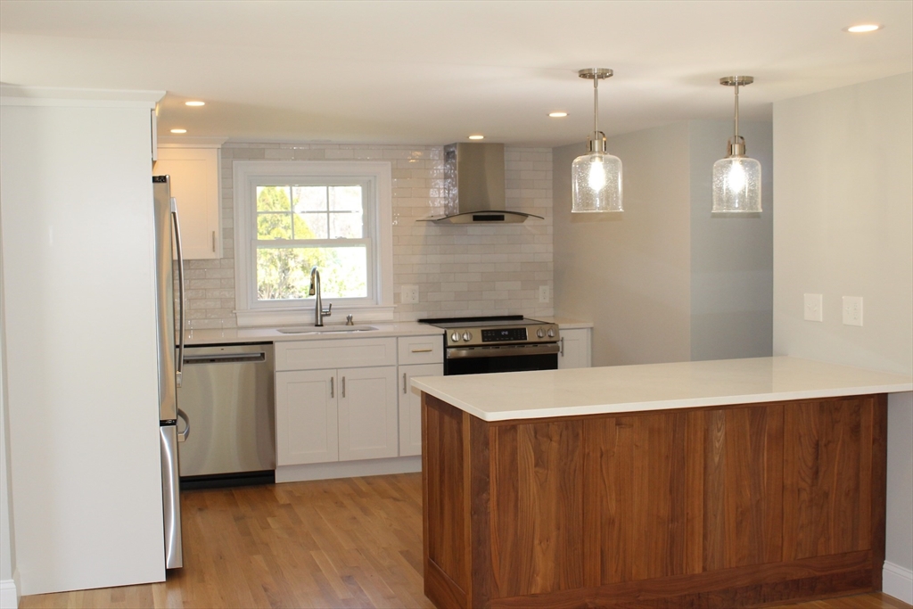 62 Long Road Harwich, MA 02645 - Photo 5 of 17 Gallery Image 5