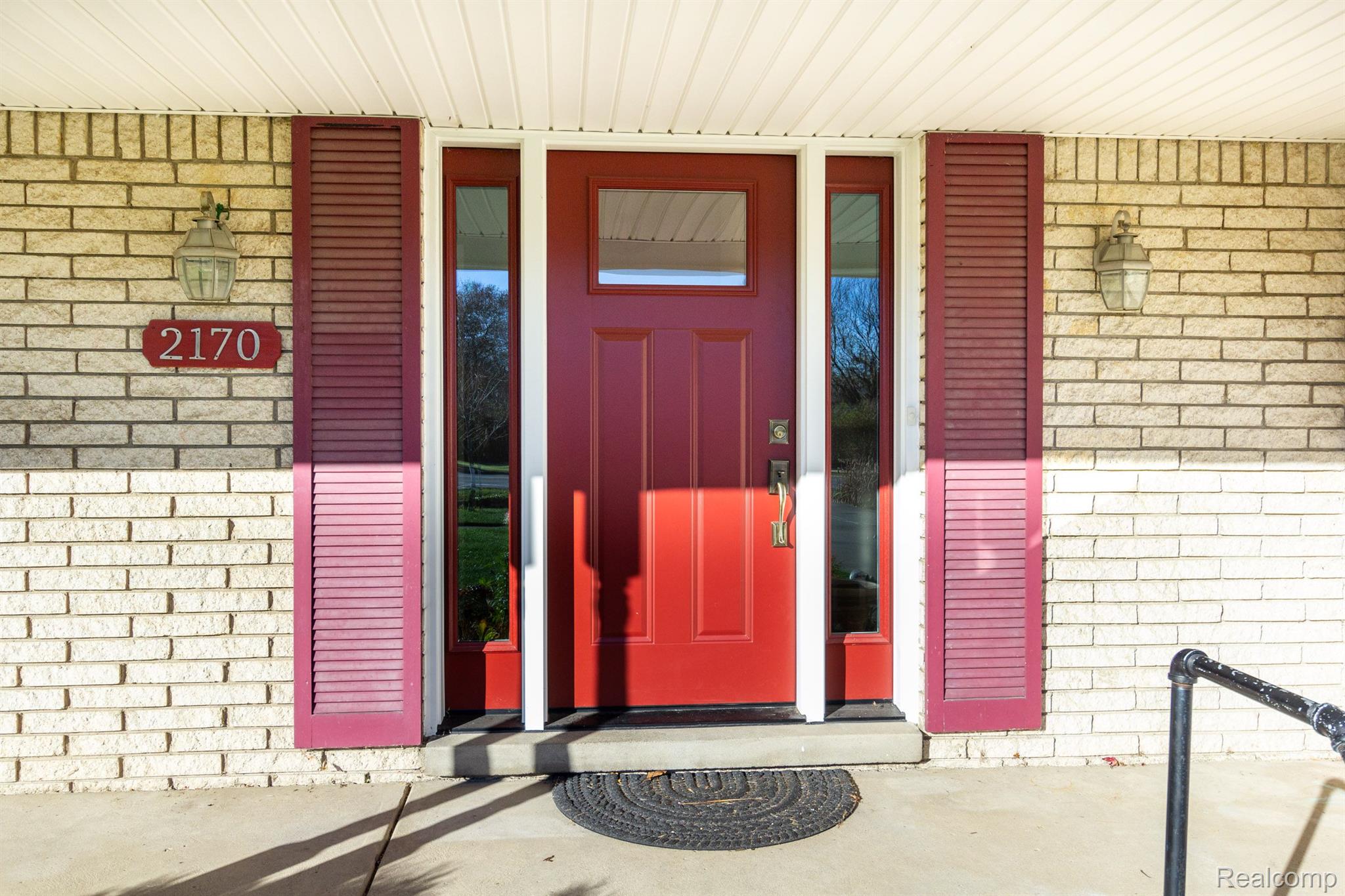2170 West Wattles Road Troy, MI 48098 - Photo 5 of 46 Front Door
