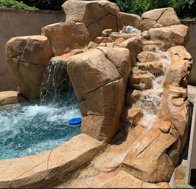 12745 Keith Place Tustin, CA 92780 - Photo 1 of 14 a picture of outdoor space with seating area