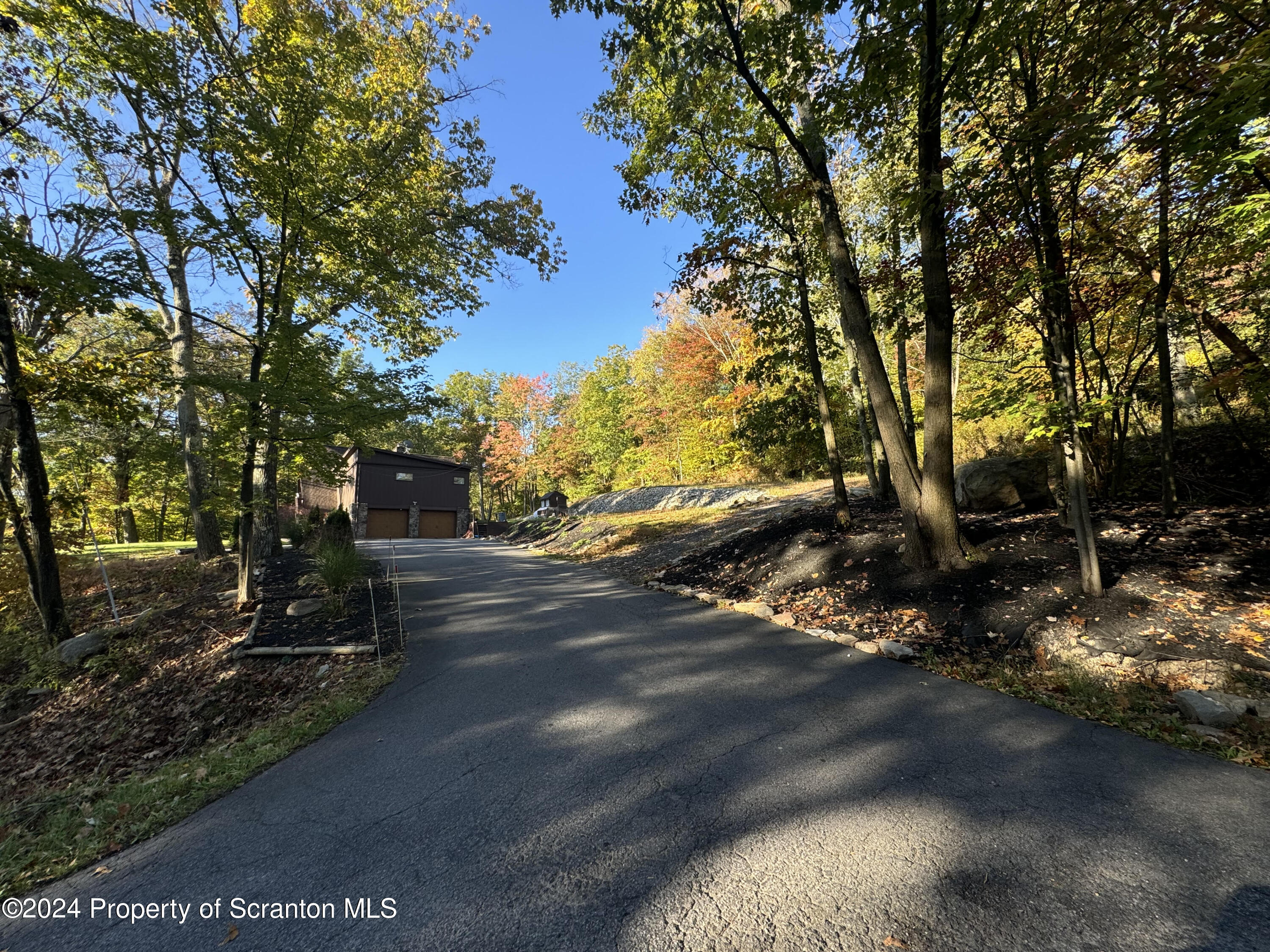 771 Newton Road Scranton, PA 18504 - Photo 23 of 26 Gallery Image 23
