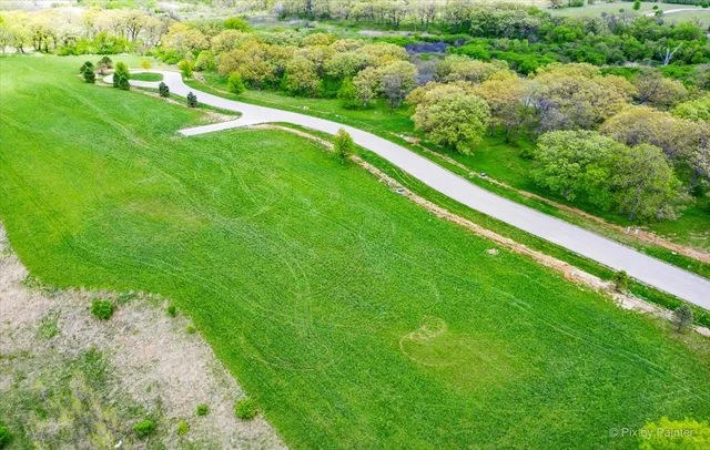 $67,840 | 3301 Bergamot Path, Johnsburg, IL 60051