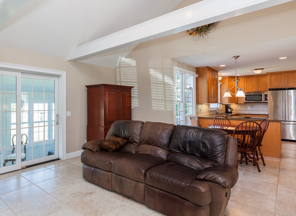 130 N Road Westfield, MA 01085 - Photo 12 of 29