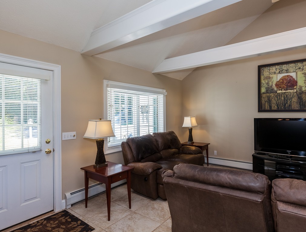 130 N Road Westfield, MA 01085 - Photo 8 of 29