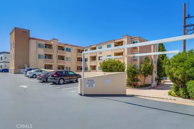 $495,000 | 3120 Sepulveda Boulevard, Unit 412, Torrance, CA 90505