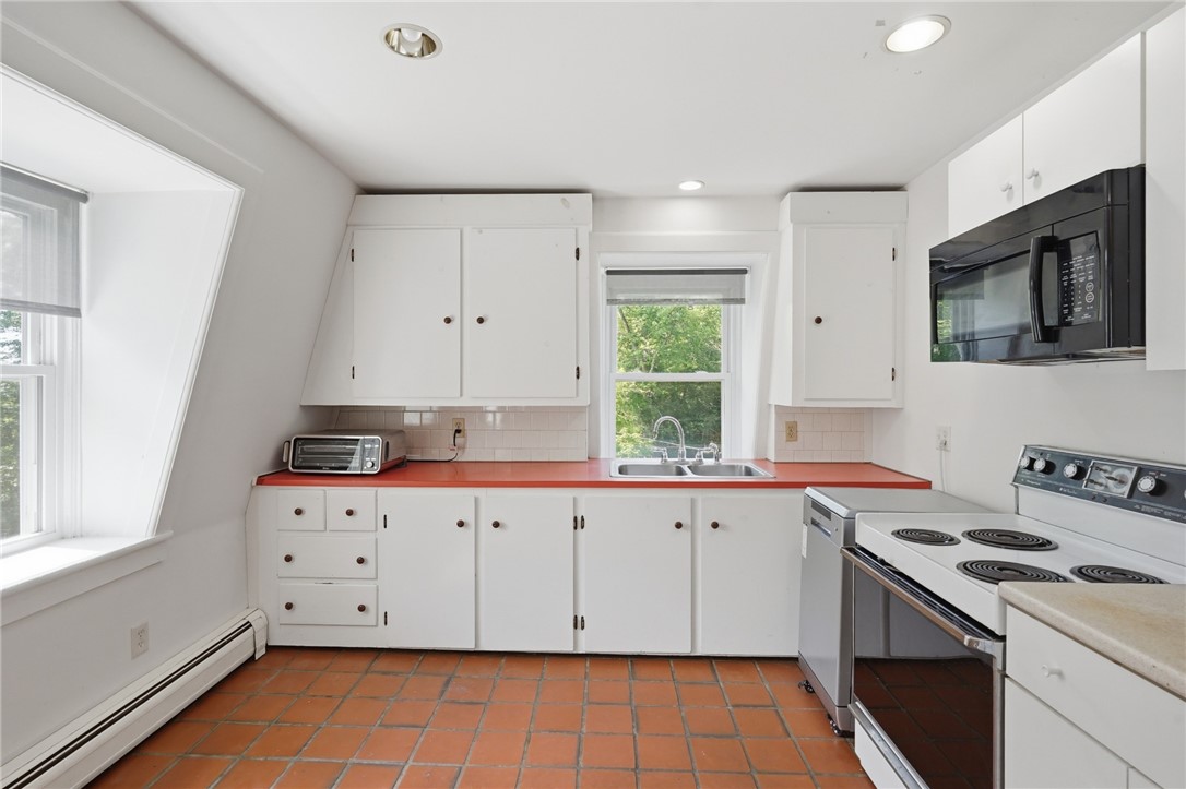 7 Nichols Lane, Unit 7 Hopkinton, RI 02832 - Photo 9 of 34
