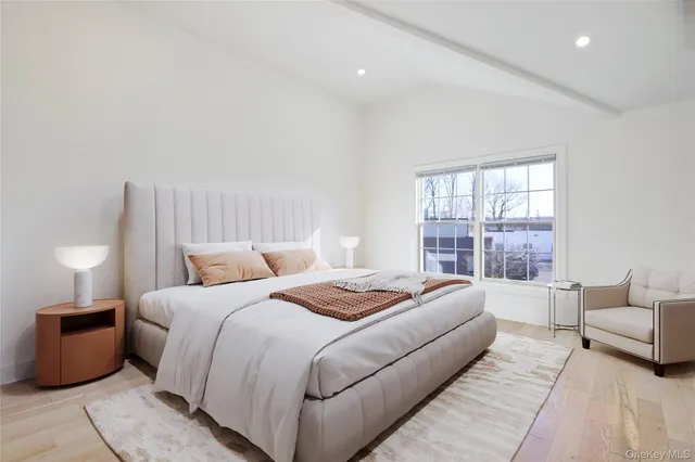 $2,450,000 | 1 Manhasset Avenue, Port Washington, NY 11050