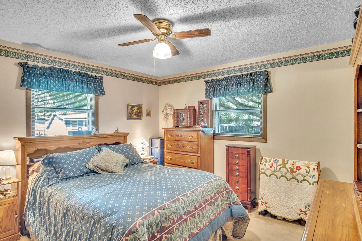 707 Crescent Drive Hesston, KS 67062 - Photo 13 of 35