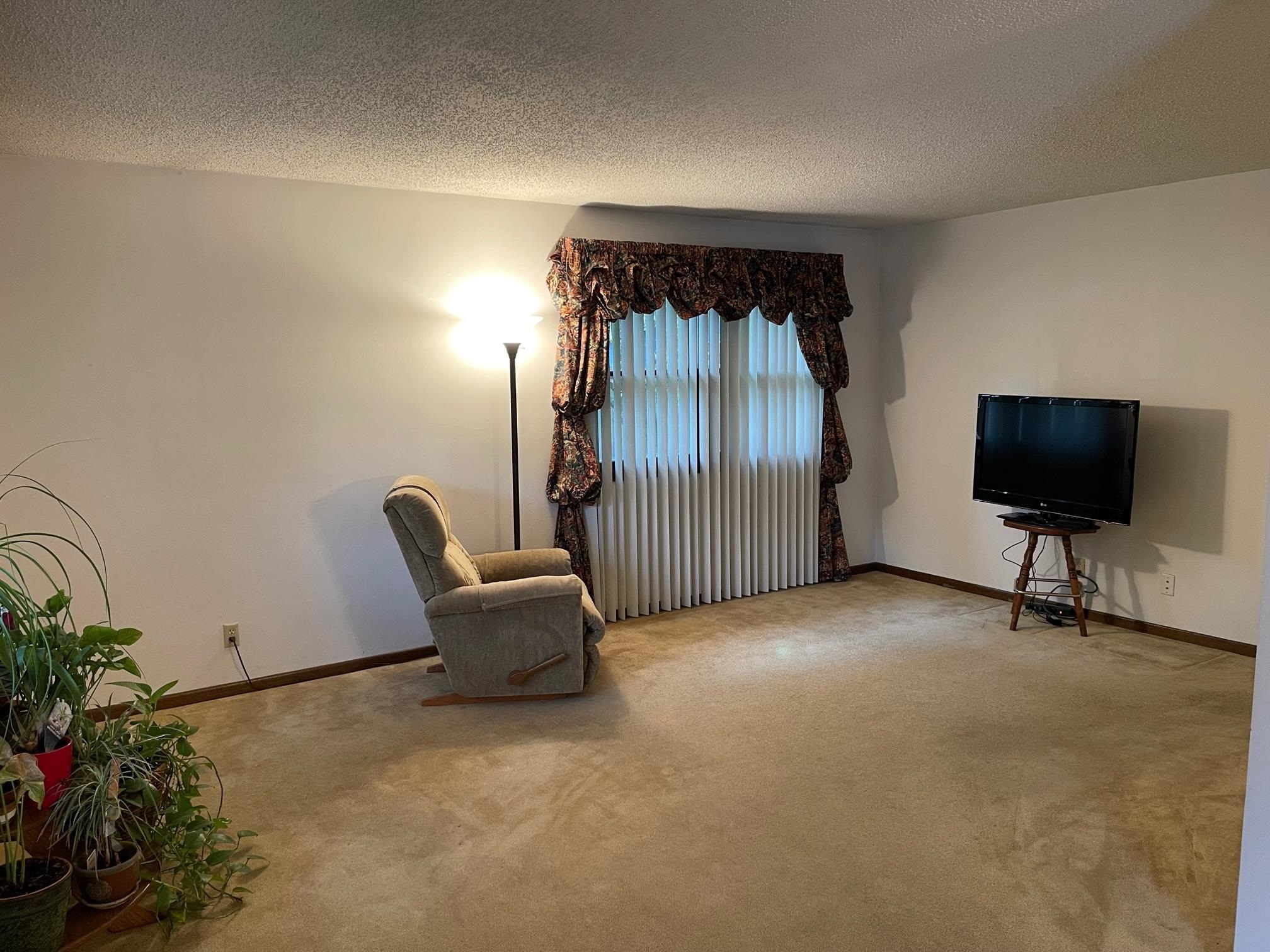 707 Crescent Drive Hesston, KS 67062 - Photo 28 of 35