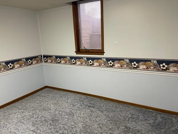 $188,900 | 707 Crescent Drive, Hesston, KS 67062