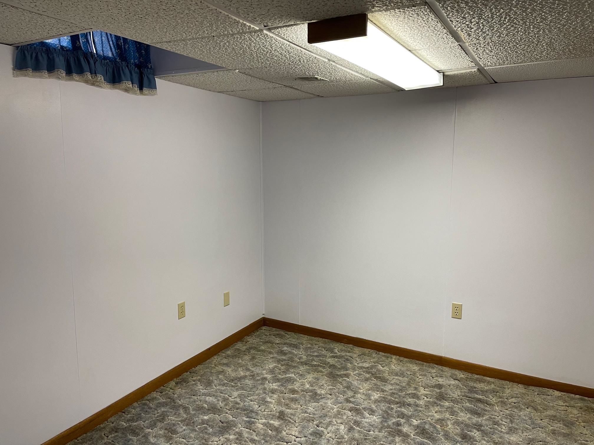 707 Crescent Drive Hesston, KS 67062 - Photo 32 of 35