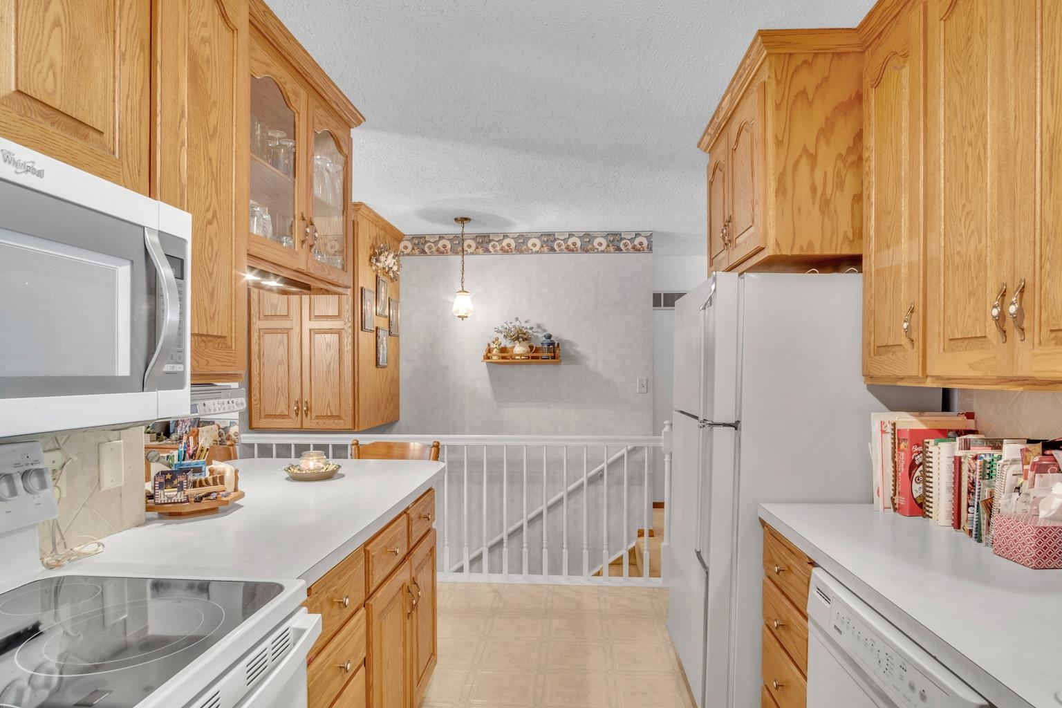 707 Crescent Drive Hesston, KS 67062 - Photo 10 of 35