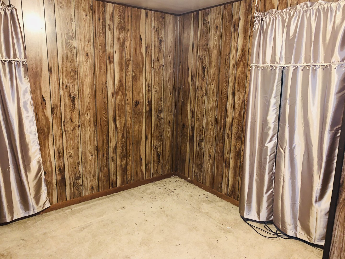 1715 Maple Road Joliet, IL 60432 - Photo 17 of 37 a view of wooden floor