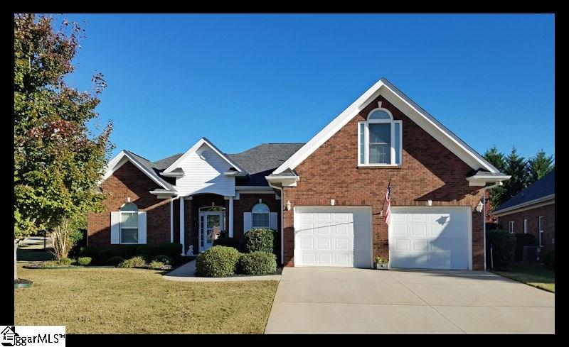 701 Nottingham Court Seneca, SC 29672 - Photo 1 of 22 Gallery Image 1