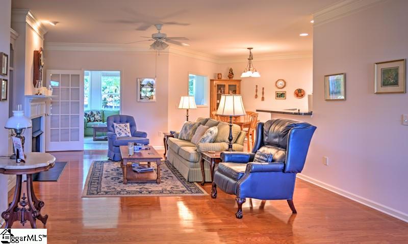 701 Nottingham Court Seneca, SC 29672 - Photo 2 of 22 Gallery Image 2