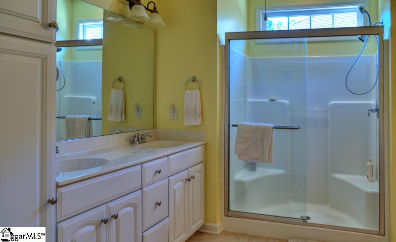 701 Nottingham Court Seneca, SC 29672 - Photo 12 of 22 Gallery Image 12