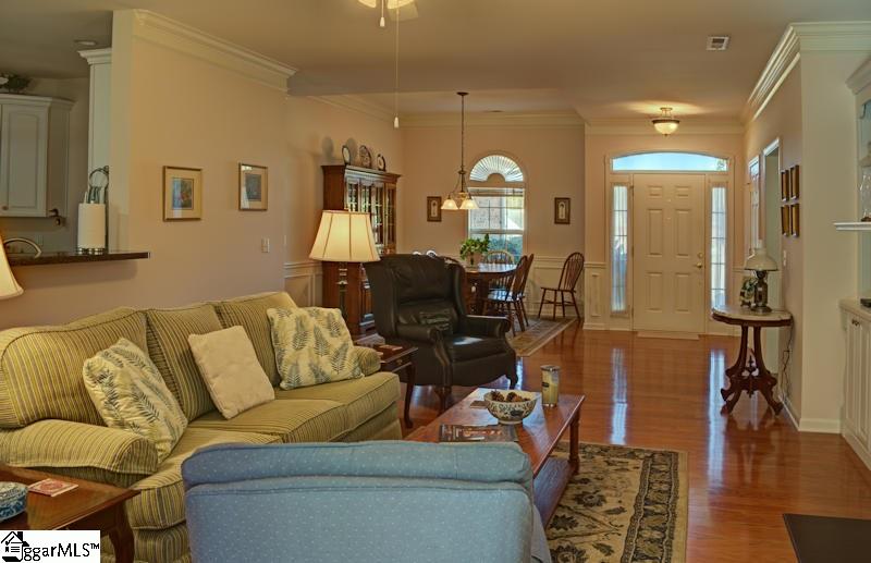 701 Nottingham Court Seneca, SC 29672 - Photo 3 of 22 Gallery Image 3