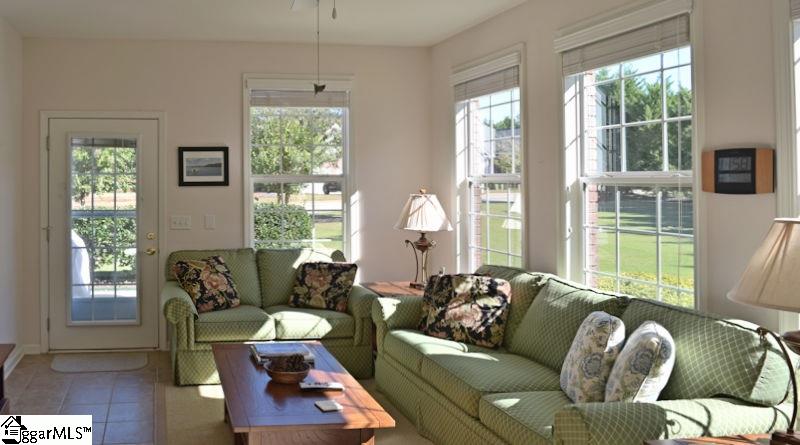 701 Nottingham Court Seneca, SC 29672 - Photo 8 of 22 Gallery Image 8