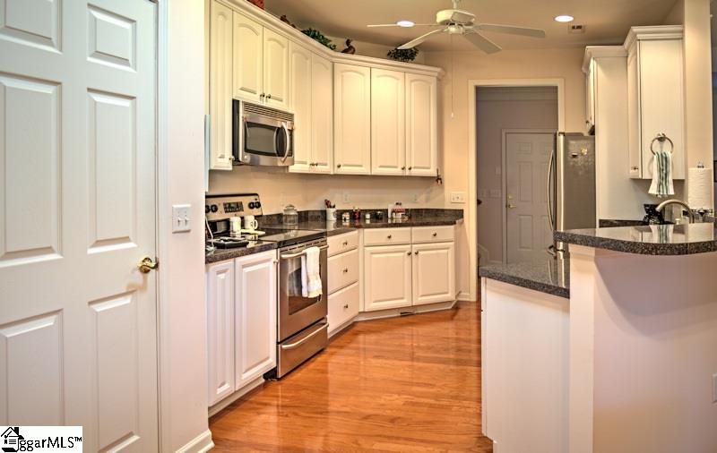701 Nottingham Court Seneca, SC 29672 - Photo 10 of 22 Gallery Image 10