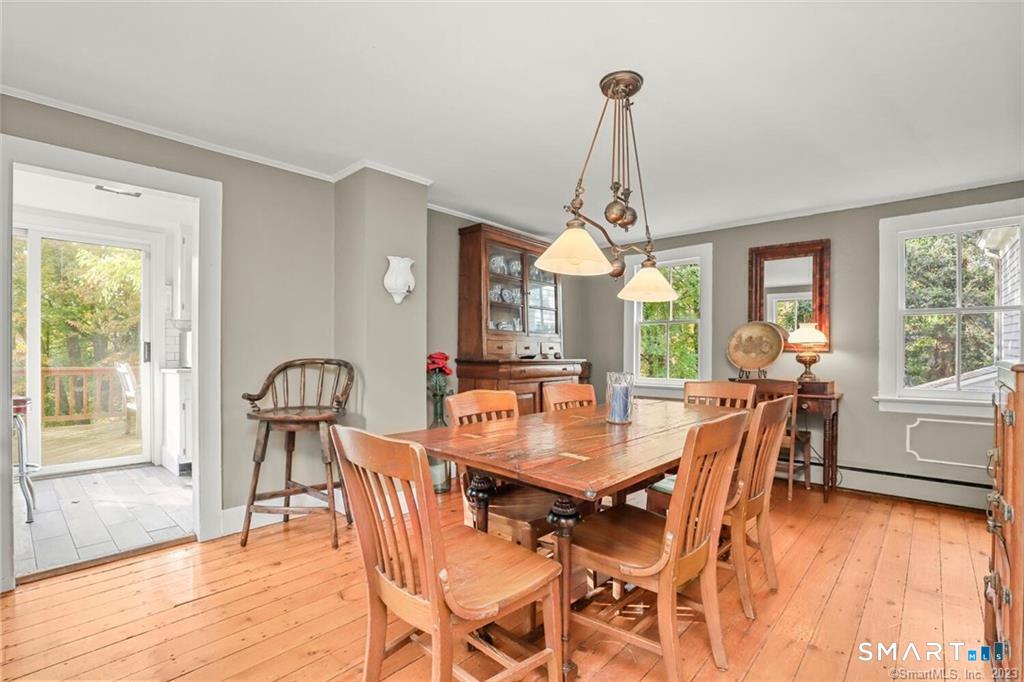 47 Hollow Tree Ridge Road, Unit 47 Darien, CT 06820 - Photo 11 of 33 Dining Room