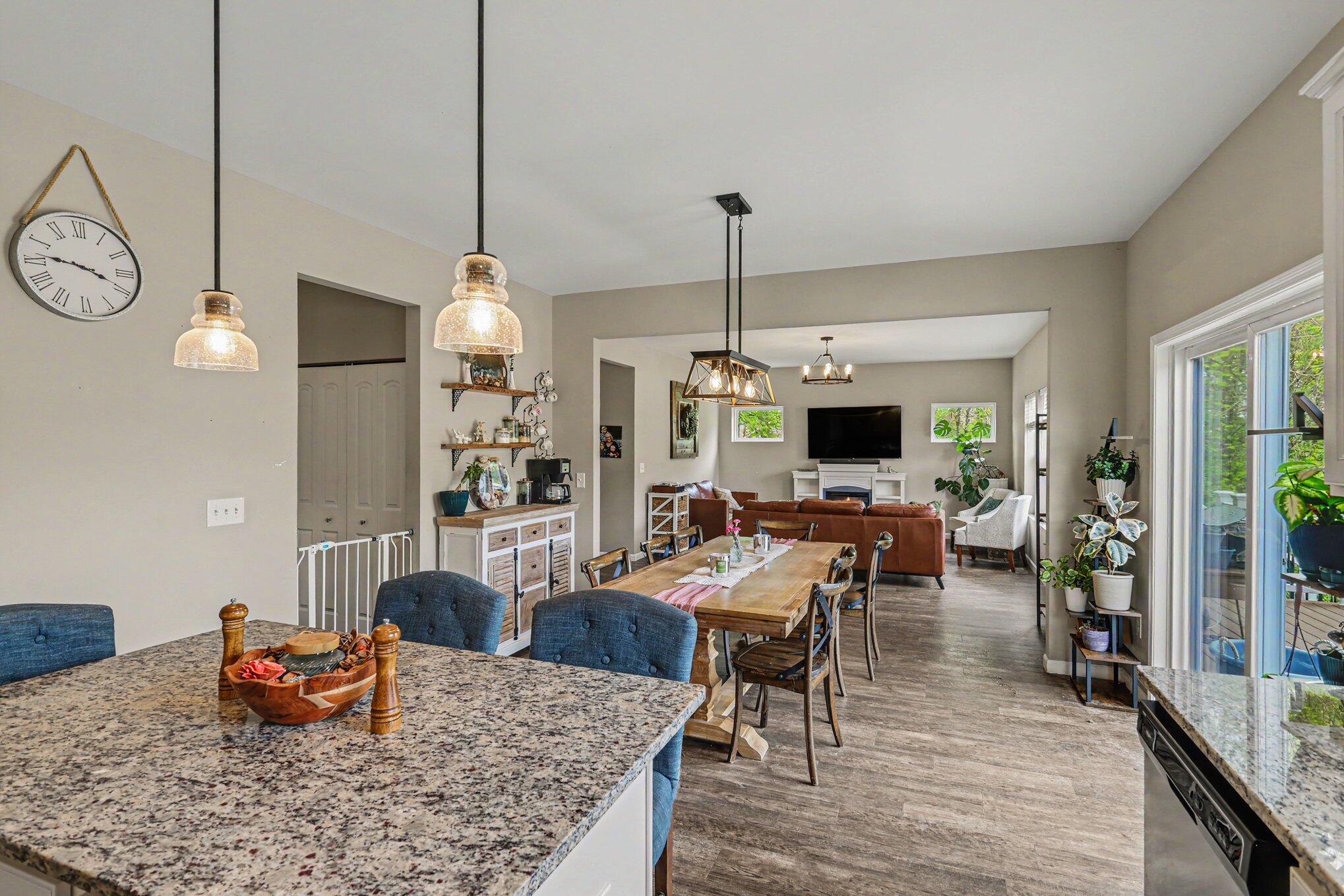 5540 Radiant Avenue Howell, MI 48855 - Photo 7 of 25 008_file_5448